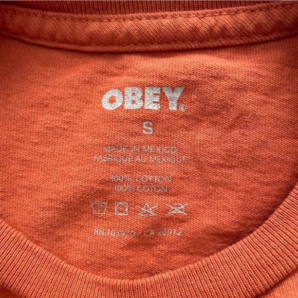 OBEY Butterfly Flee Womens Tee size S - Picture 5 of 11
